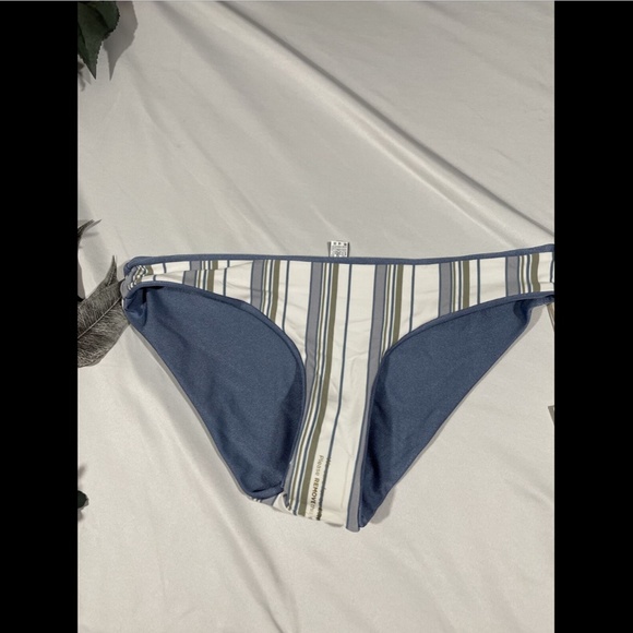 NWT Maaji [ Large ] Silver Sublime Bikini Bottoms‎ in Solid/Stripes - Picture 9 of 11
